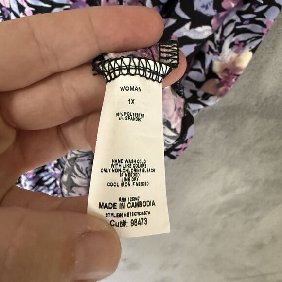 NWT Cocomo Woman Top 1X Roll Tab Sleeves Purple Floral Popover Wrinkle Free Plus - Picture 10 of 10